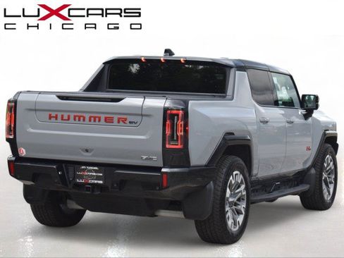Used 2024 GMC Hummer EV 3X w/ LPO, Illumination Package AWD/4WD image 11