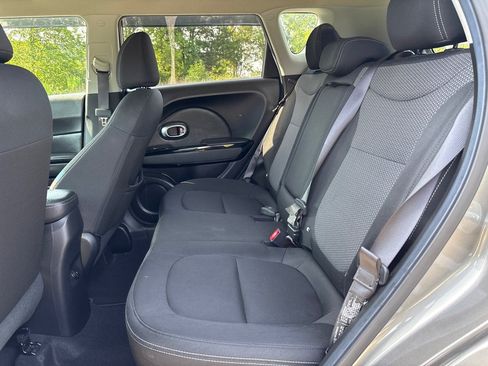 Used 2019 Kia Soul + w/ Audio Package FWD image 12