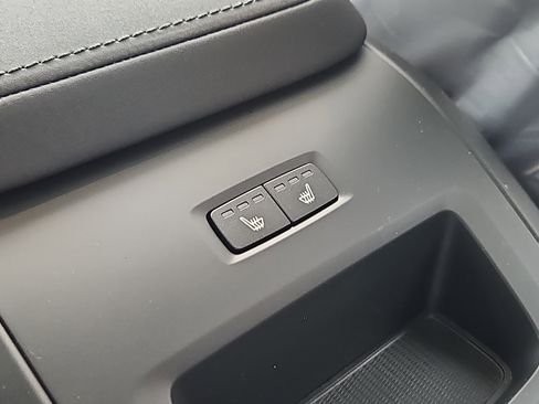 New 2026 Volvo XC60 B5 Plus w/ Protection Package Premier image 11