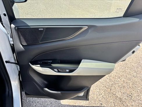 Used 2022 Lexus NX 350h AWD w/ Vision Package image 27