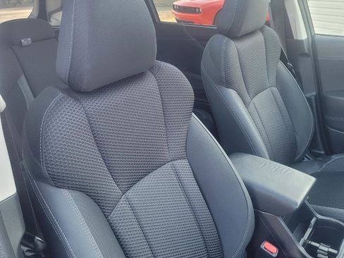 Used 2019 Subaru Forester Premium w/ All-Weather Package image 29