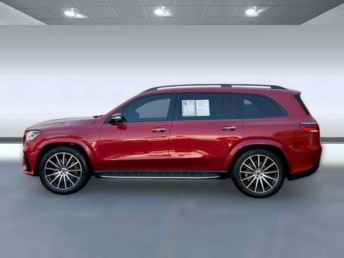 Used 2024 Mercedes-Benz GLS 580 4MATIC image 2
