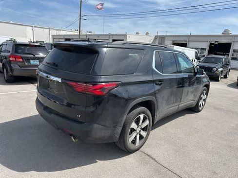 Used 2023 Chevrolet Traverse LT w/ LT Premium Package image 15