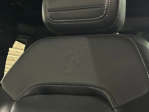 Used 2025 Ford Bronco Outer Banks AWD/4WD image 37