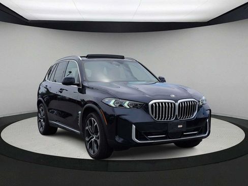 Used 2026 BMW X5 xDrive40i w/ Climate Comfort Package AWD/4WD image 2