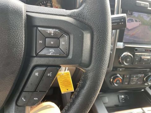 Used 2015 Ford F150 XLT w/ Equipment Group 302A Luxury AWD/4WD image 38