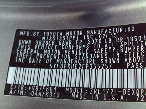 Used 2015 Toyota Corolla LE image 37