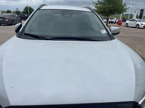 Used 2024 Toyota Corolla Cross LE AWD/4WD image 3
