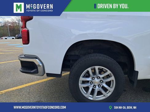 Used 2022 Chevrolet Silverado 1500 LT AWD/4WD image 9