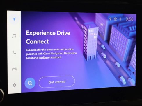 Used 2023 Toyota Highlander XLE image 9