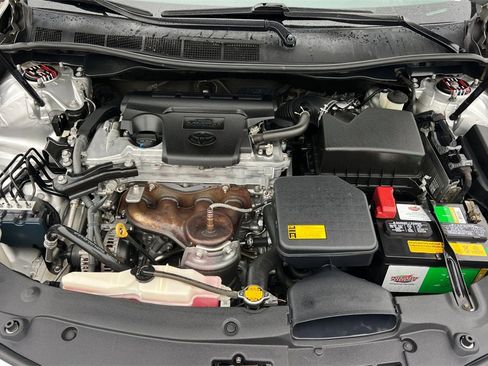 Used 2013 Toyota Camry LE image 30