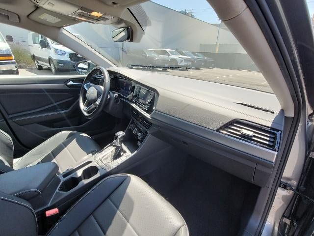 Used 2024 Volkswagen Jetta SE FWD image 27