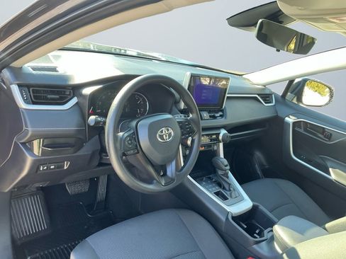 Used 2025 Toyota RAV4 LE image 11