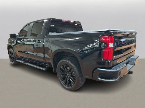 Used 2021 Chevrolet Silverado 1500 RST w/ Z71 Off-Road Package AWD/4WD image 5
