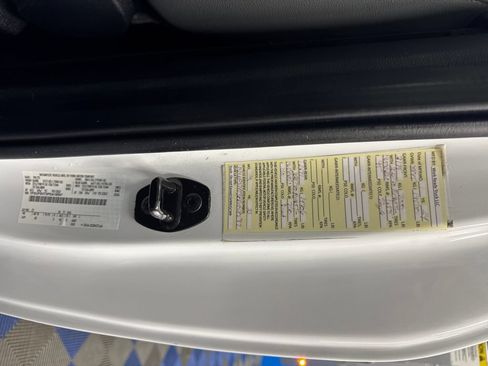 Certified 2023 Ford F550 4x4 Regular Cab Super Duty image 30