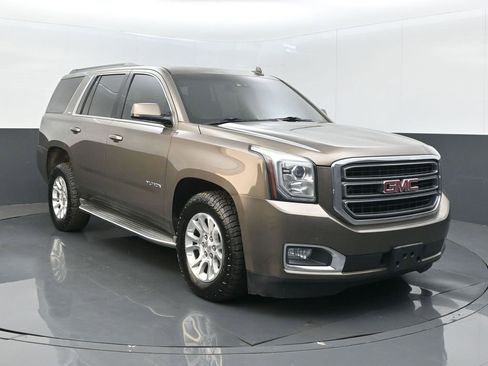 Used 2015 GMC Yukon SLT w/ Open Road Package image 2