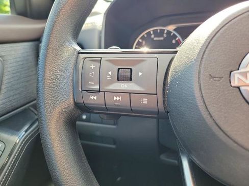Certified 2022 Nissan Rogue SV AWD/4WD image 25