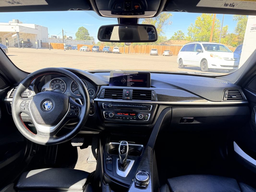 Used 2014 BMW 328i xDrive Wagon AWD/4WD image 18