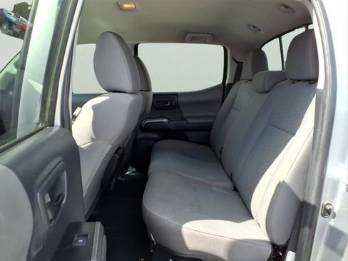 Used 2022 Toyota Tacoma SR5 image 11