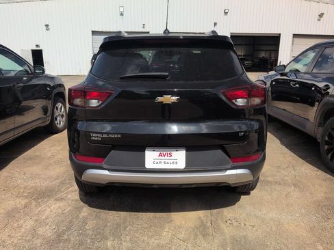 Used 2025 Chevrolet TrailBlazer LT AWD/4WD image 5