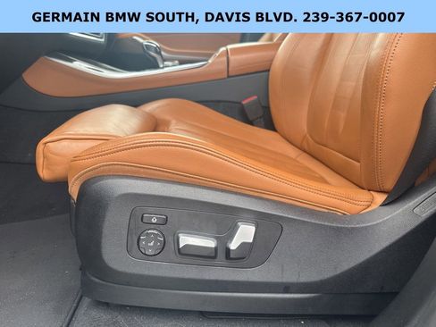 Used 2021 BMW X5 xDrive45e w/ Parking Assistance Package image 9
