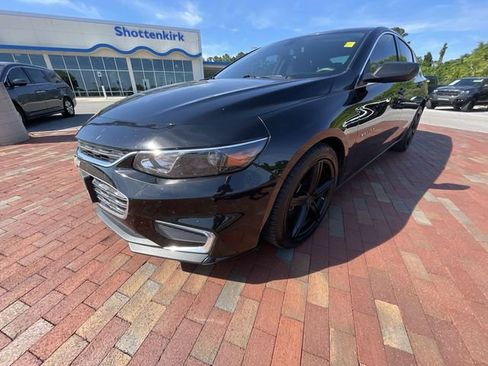Used 2018 Chevrolet Malibu LS FWD image 5