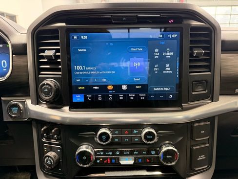 Used 2025 Ford F150 Lariat w/ Tow/Haul Package image 43