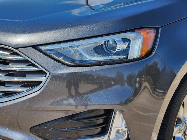 Used 2019 Ford Edge Titanium w/ Cargo Accessory Package AWD/4WD image 9
