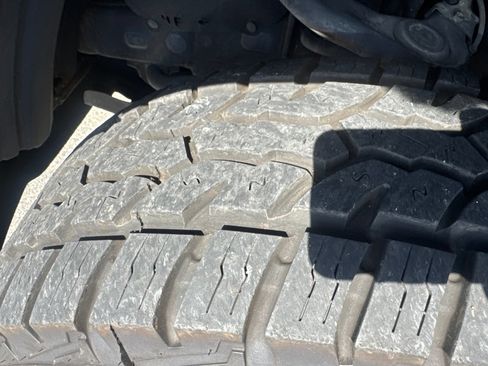 Used 2018 Toyota Tacoma SR RWD image 13