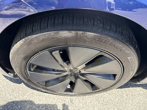 Used 2025 Tesla Model 3 Long Range image 12