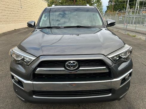 Used 2017 Toyota 4Runner Limited AWD/4WD image 2