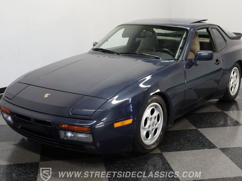 Used 1987 Porsche 944 Turbo image 17
