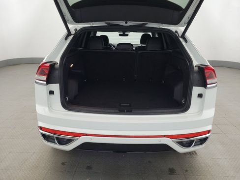 Used 2021 Volkswagen Atlas Cross Sport SE FWD image 29