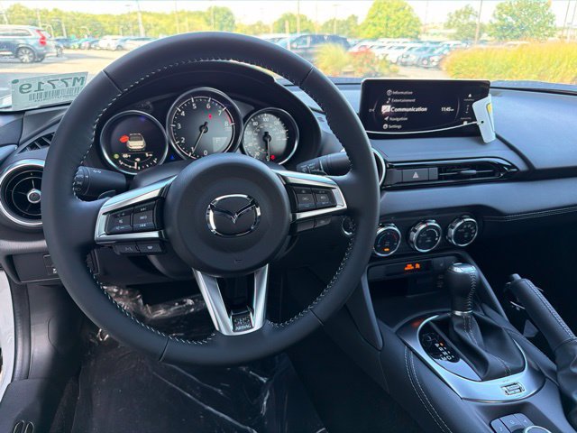 New 2026 MAZDA MX-5 Miata Grand Touring RWD image 13