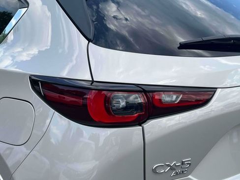 Used 2024 MAZDA CX-5 AWD 2.5 S w/ Select Package image 12