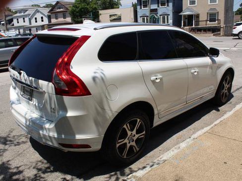 Used 2015 Volvo XC60 T6 Premier Plus AWD/4WD image 5