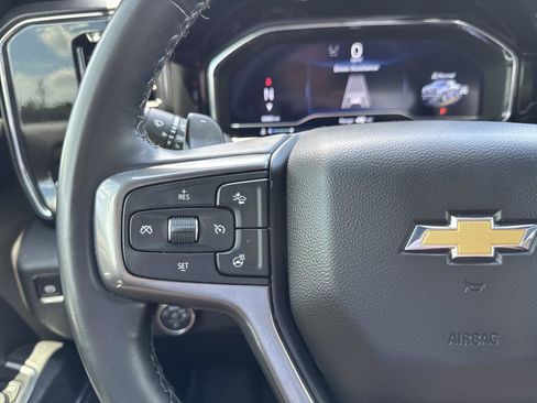 Used 2025 Chevrolet Silverado 1500 High Country AWD/4WD image 16