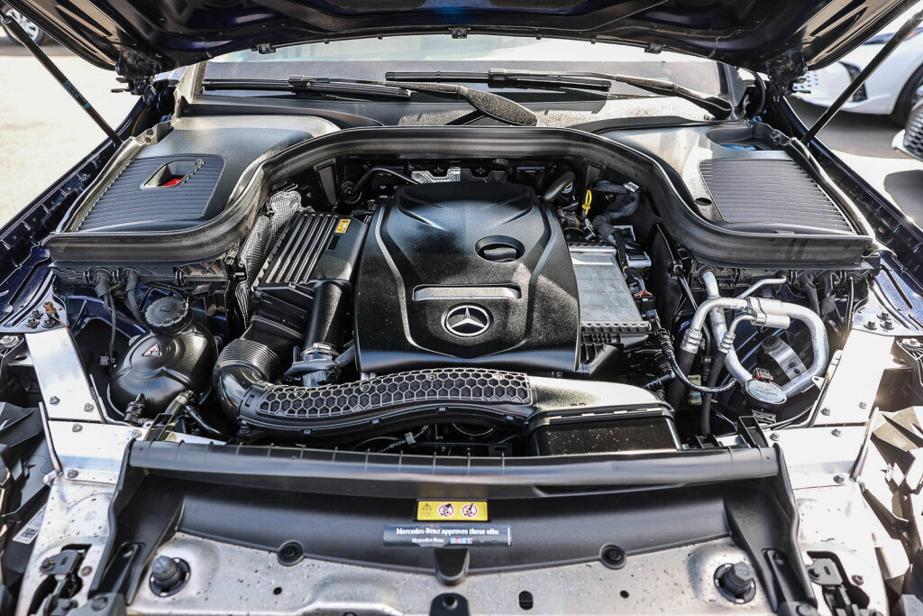Used 2018 Mercedes-Benz GLC 300 4MATIC image 16