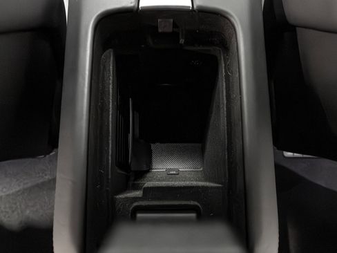 Used 2023 Audi RS e-tron GT image 32