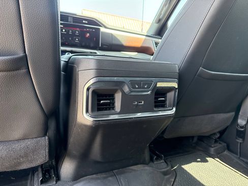 Used 2024 GMC Sierra 2500 Denali w/ Denali Reserve Package AWD/4WD image 14