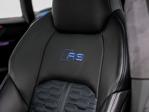 Used 2024 Audi RS 7 Performance AWD/4WD image 41