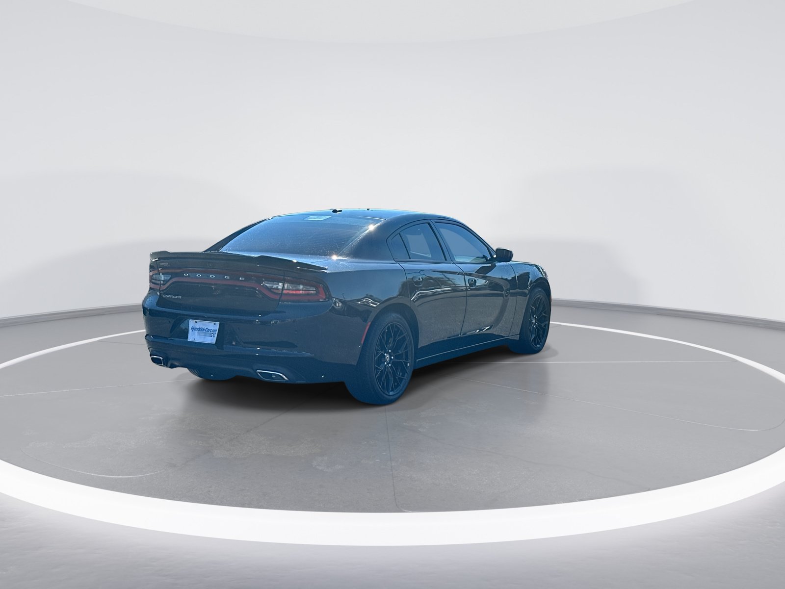 Used 2022 Dodge Charger SXT RWD image 9