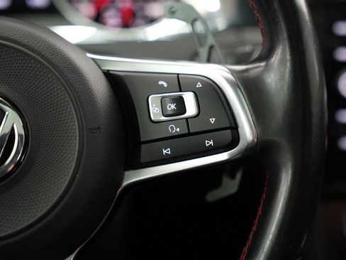 Used 2018 Volkswagen GTI SE w/ SE Leather Package FWD image 13