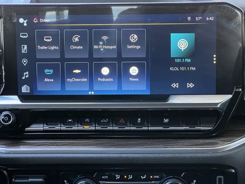 Used 2024 Chevrolet Silverado 1500 LT image 18