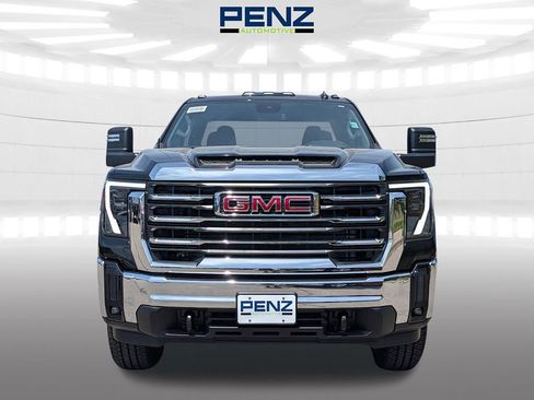 New 2026 GMC Sierra 3500 SLE w/ SLE Convenience Package AWD/4WD image 2