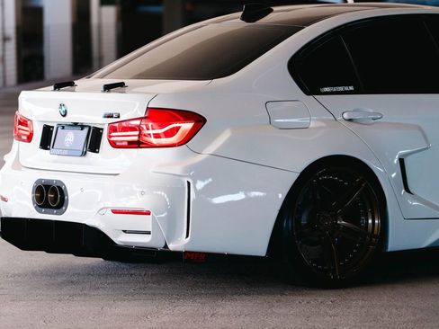 Used 2018 BMW M3 Sedan w/ Competition Package image 13