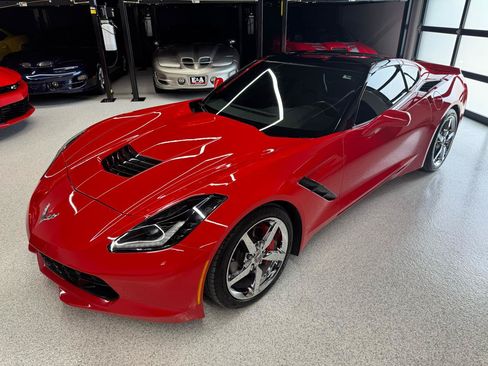 Used 2014 Chevrolet Corvette Stingray Coupe RWD image 5