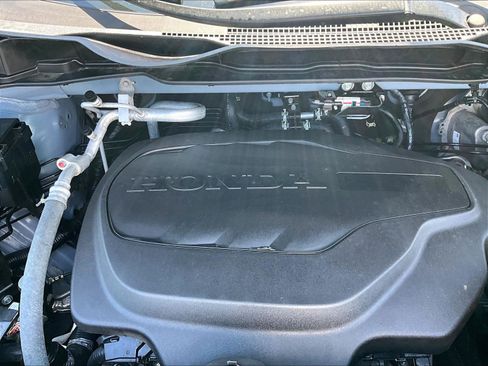 Used 2024 Honda Odyssey Touring image 31