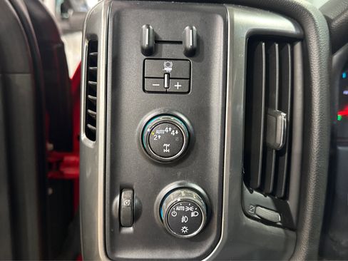 Used 2017 Chevrolet Silverado 1500 LT w/ All Star Edition image 20