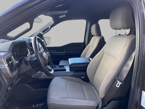 Used 2024 Ford F150 XLT w/ Mobile Office Package image 36